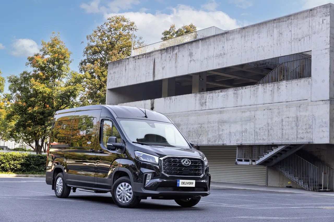 MAXUS Deliver 9