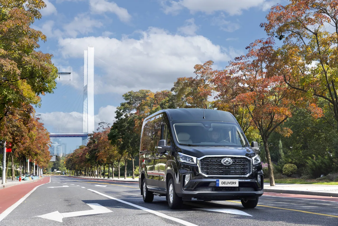 MAXUS Deliver 9