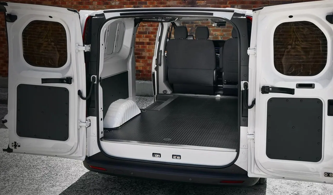 MAXUS eDeliver 7